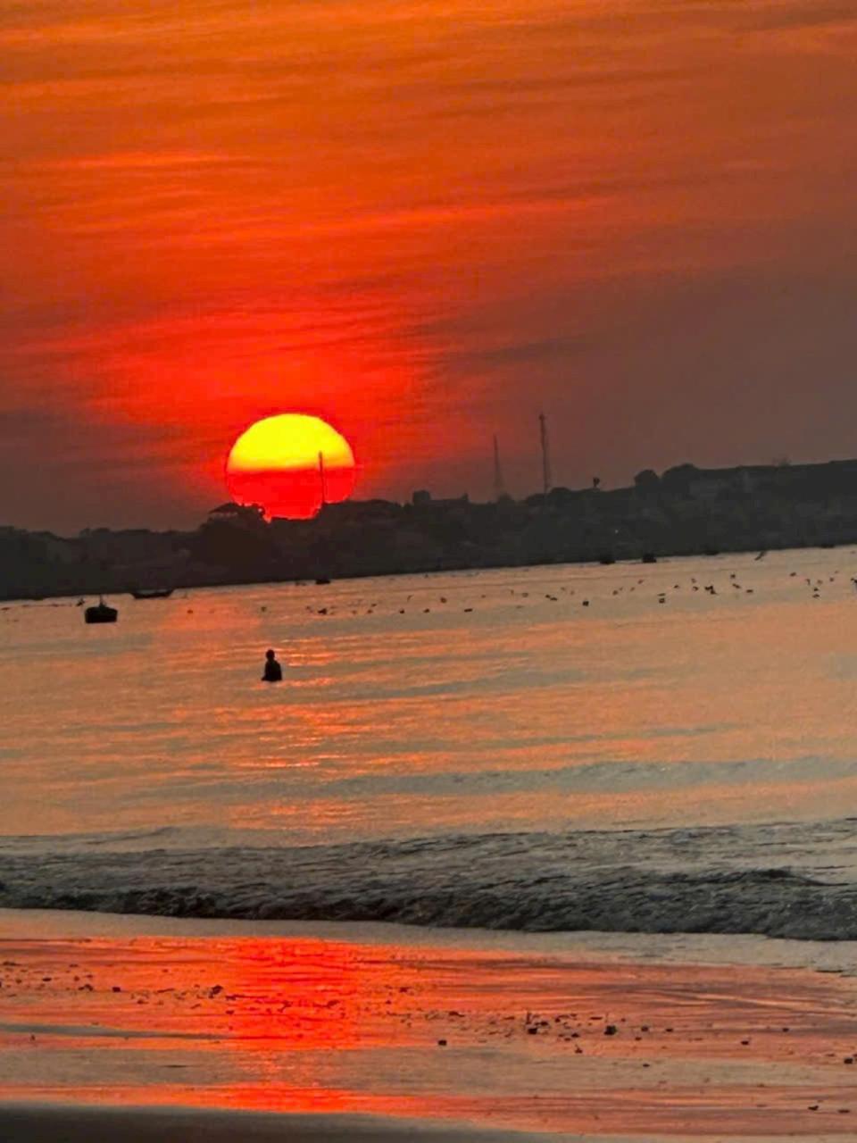 Hotel Venus Muine Mui Ne Esterno foto
